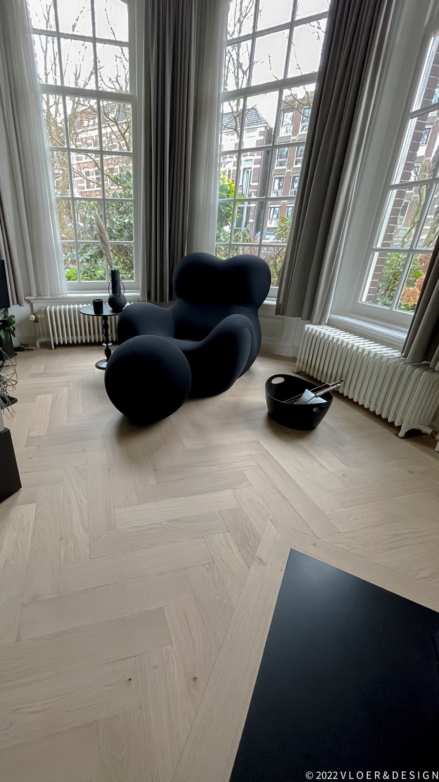 Houten vloer in een interieur, inspiratiebeeld 2