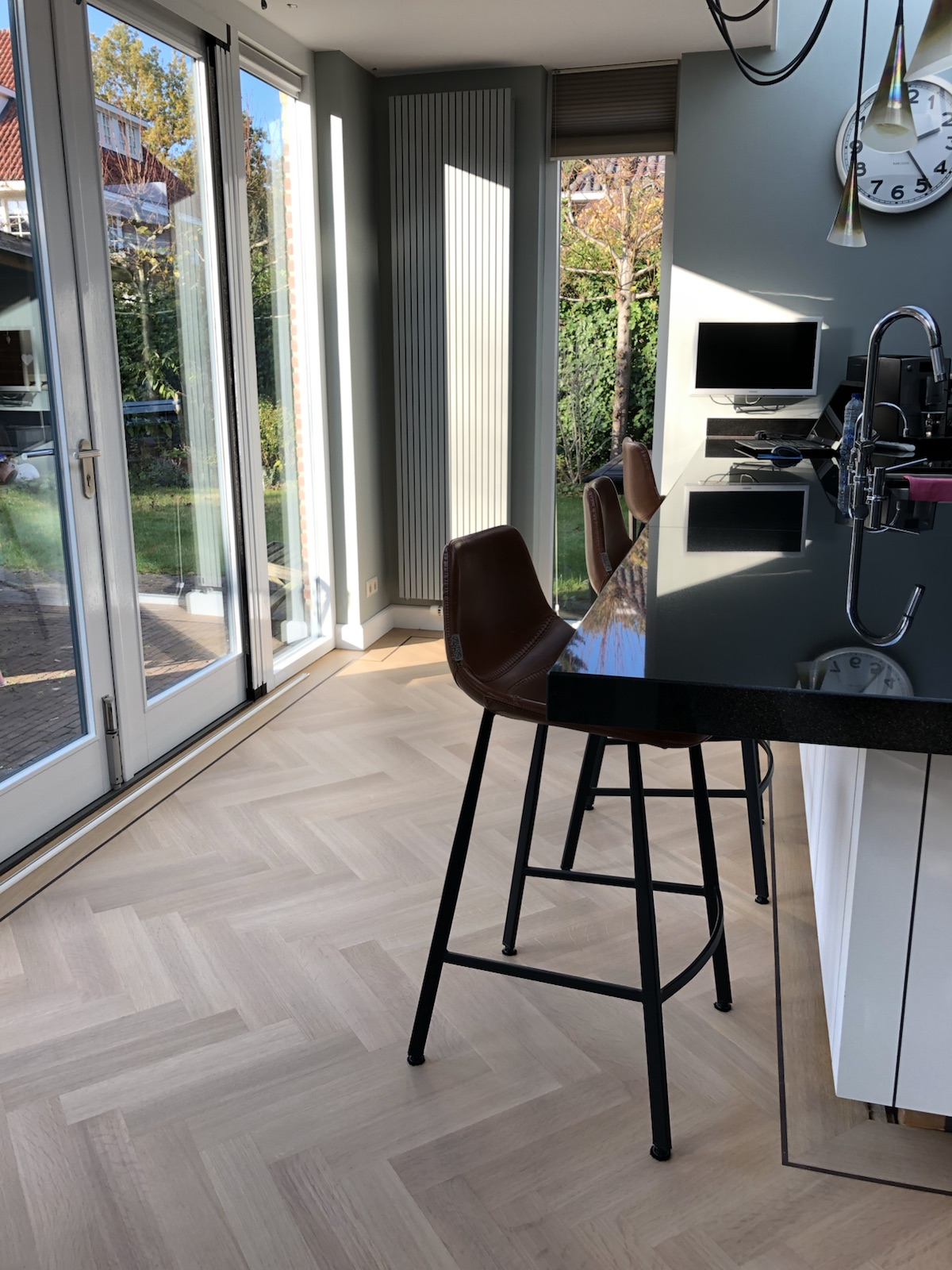 Houten vloer in een interieur, inspiratiebeeld 20